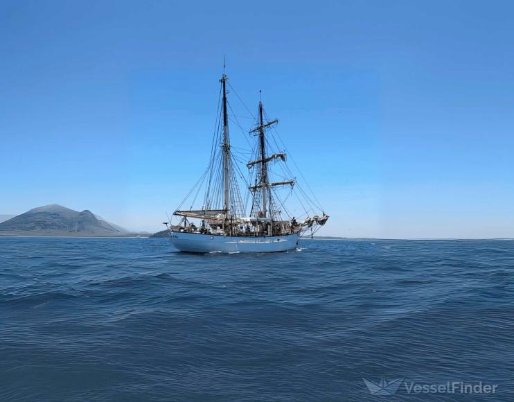 ship photo