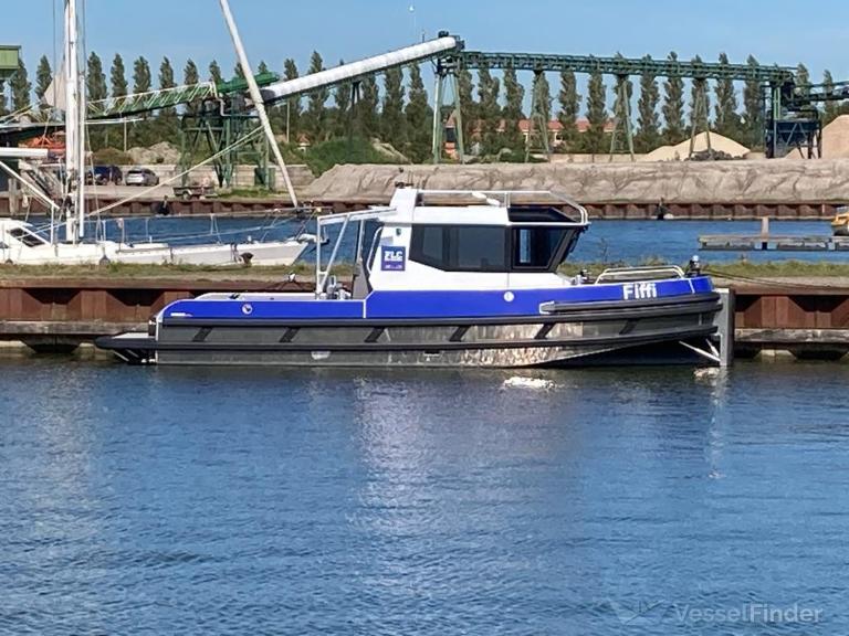 FIFFI, Towing vessel - Details and current position - MMSI 219032896 ...