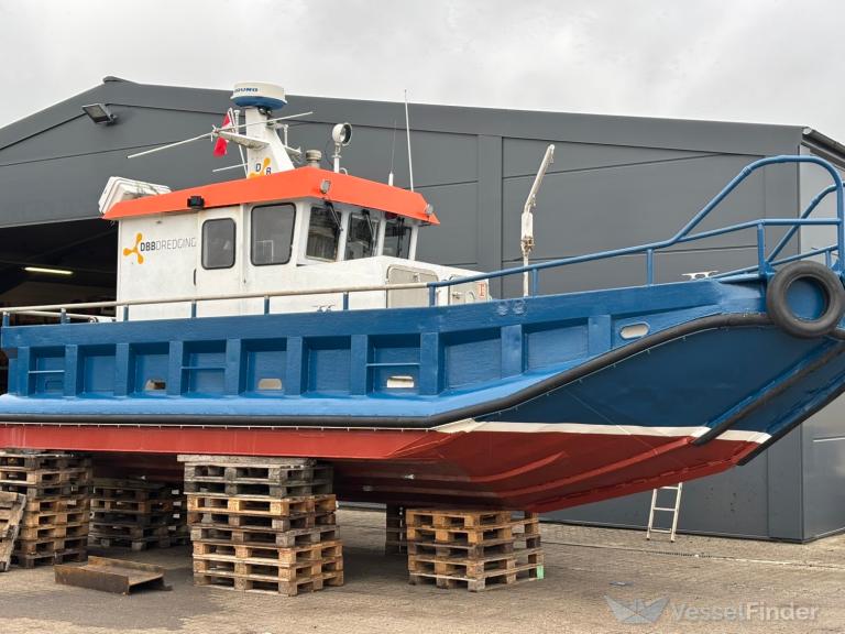 DBB SERVITRIX, Port tender - Details and current position - MMSI ...