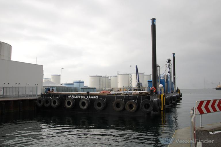 ship photo