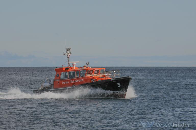 ship photo