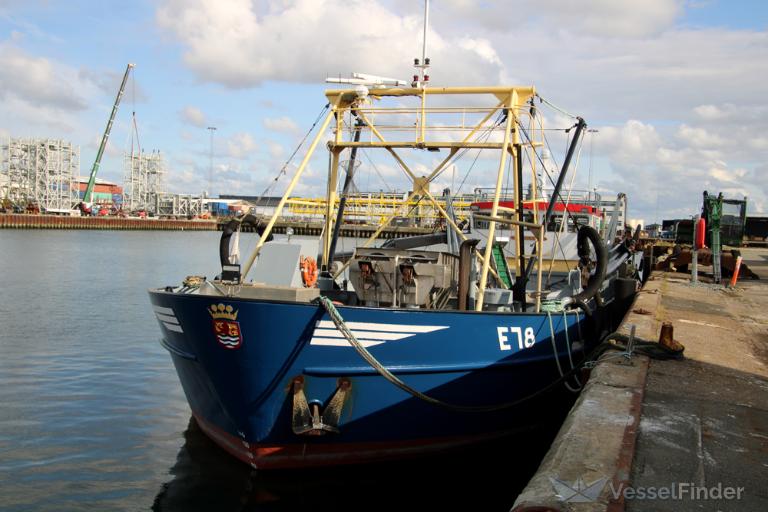 ship photo