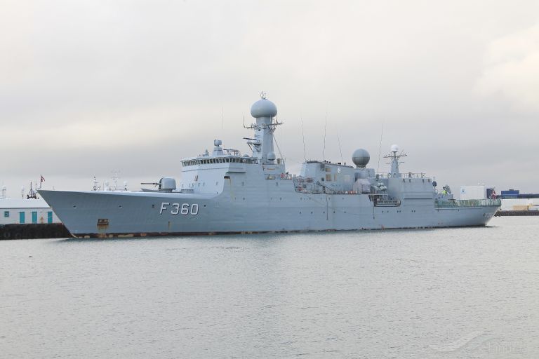 HDMS HVIDBJOERNEN photo