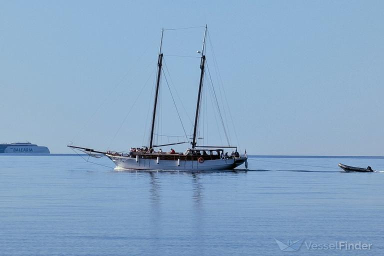 ship photo