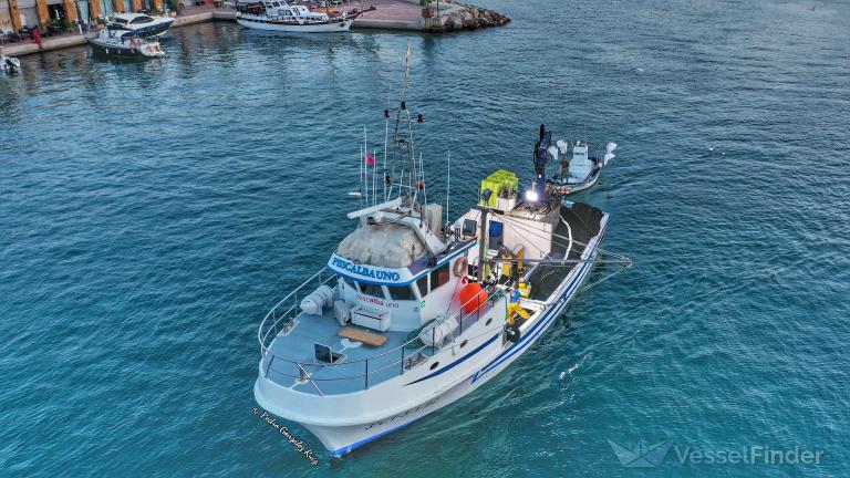 PESCALBA UNO, Fishing vessel - Details and current position - MMSI ...
