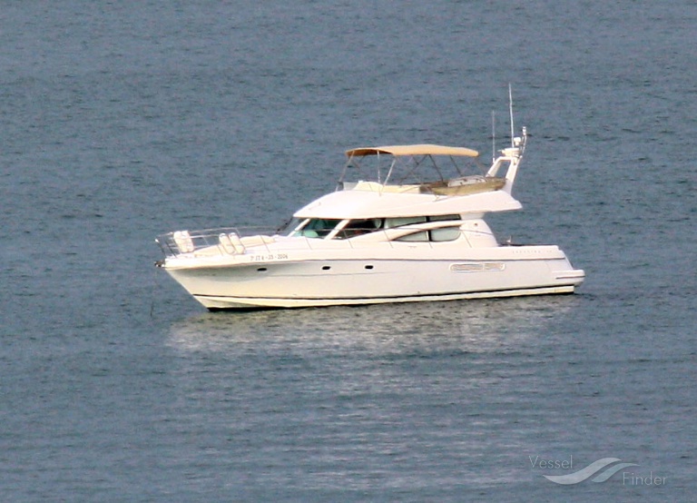 TRITON OCHO photo