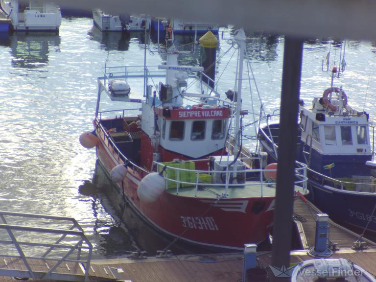 SIEMPRE VULCANO photo