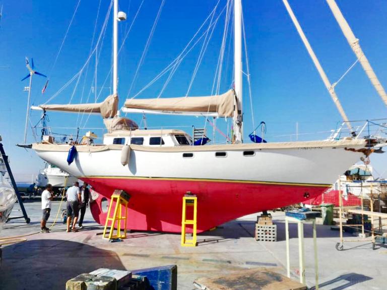 VICTORIA KETCH 1975 photo