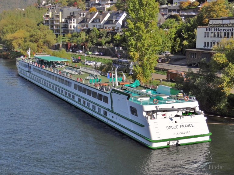 Satellite AIS VesselFinder