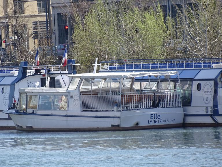 ELLE, Passenger ship - Details and current position - MMSI 226008430 ...