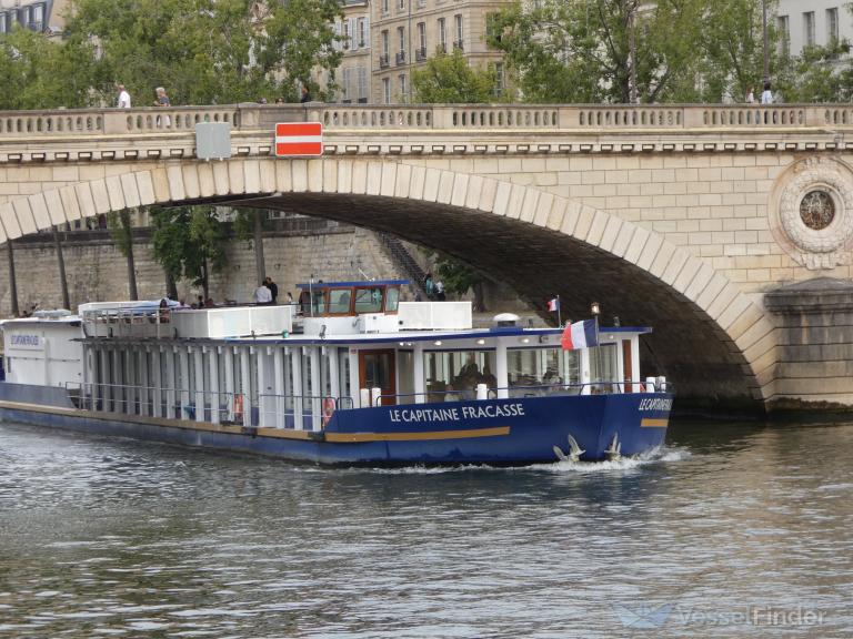 CAPITAINE FRACASSE photo