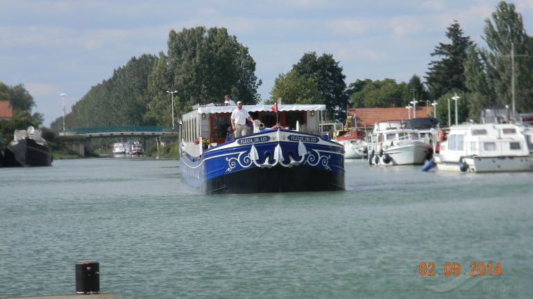 FLEUR DE LYS, Passenger ship - Details and current position - MMSI ...