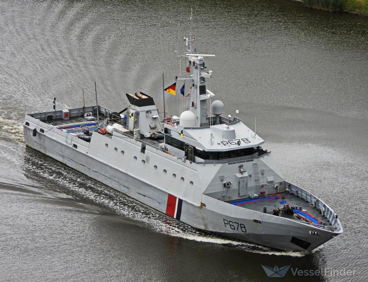 ship photo