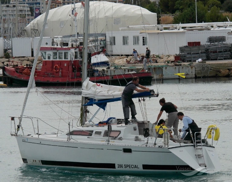 TRITON SRA photo