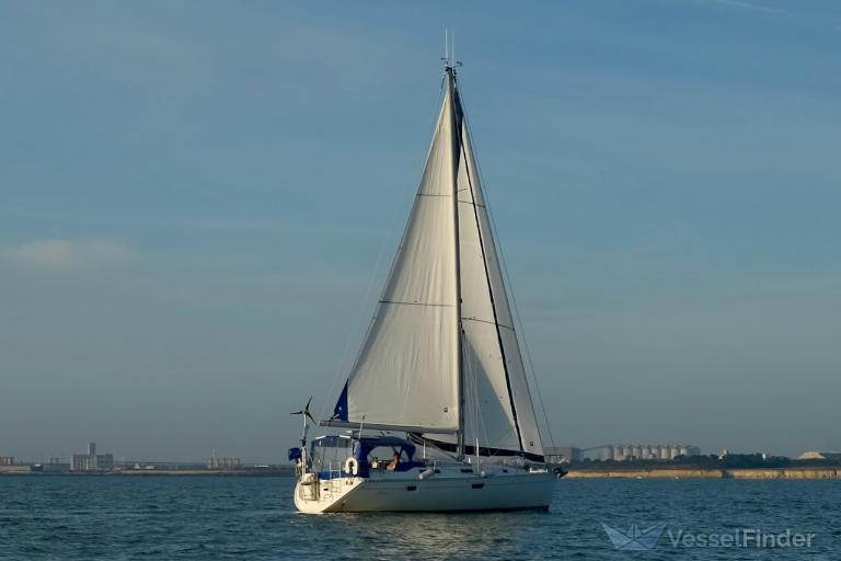DAPHNIS photo