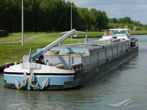 ship photo