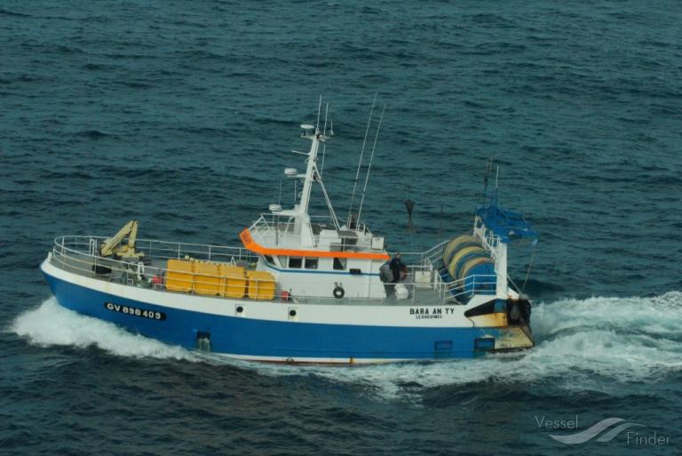 ship photo