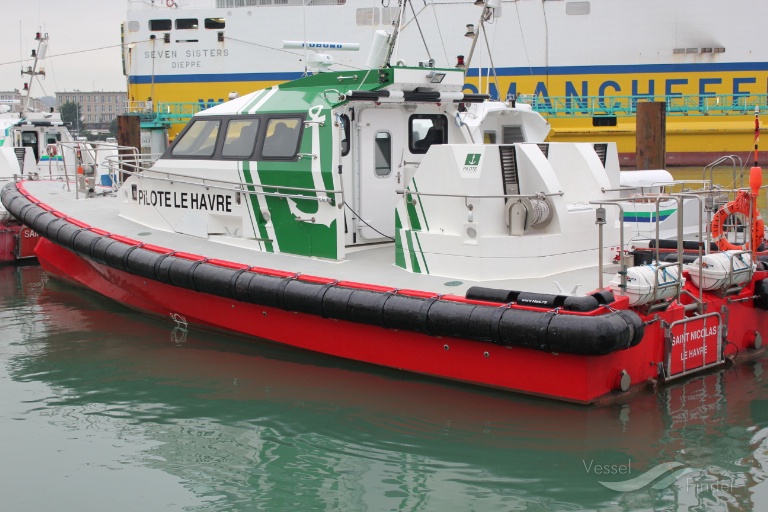 ship photo