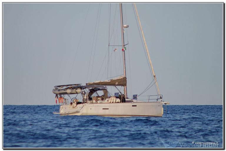 CHRISTINE IV photo
