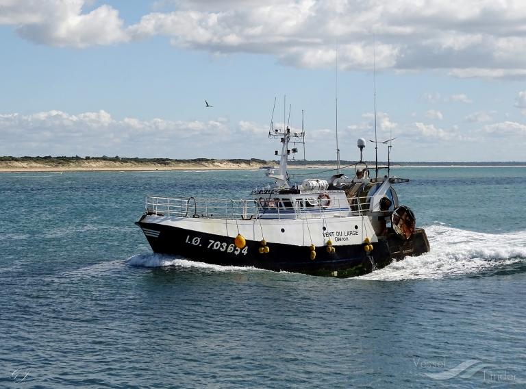 ship photo