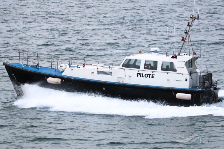 BREST PILOT LURONNE photo