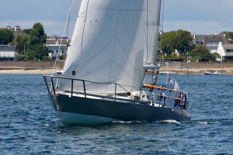 PEN DUICK V photo