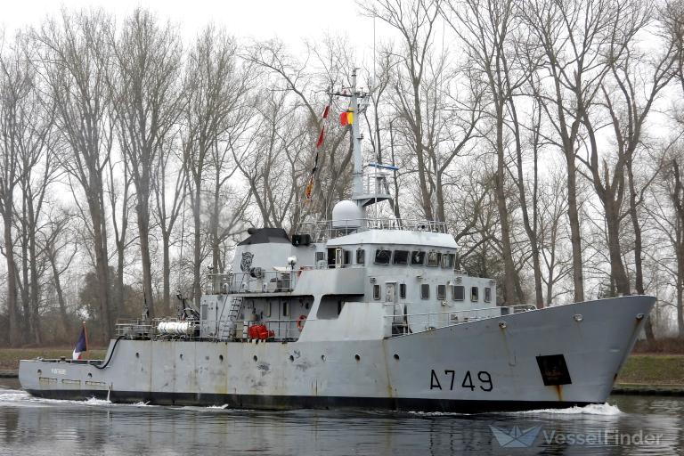 FRENCH WARSHIP photo