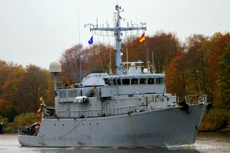 FRENCH WARSHIP photo