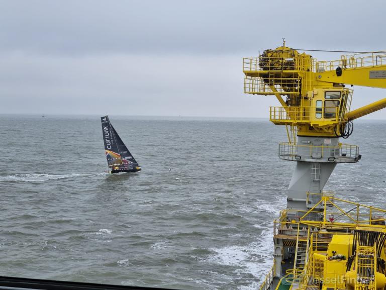 ABEONA SOLO SAILOR photo