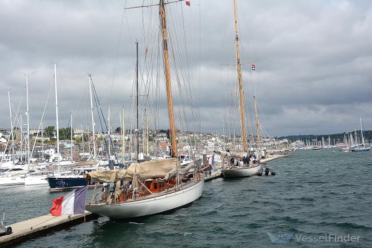 MOONBEAM IV photo