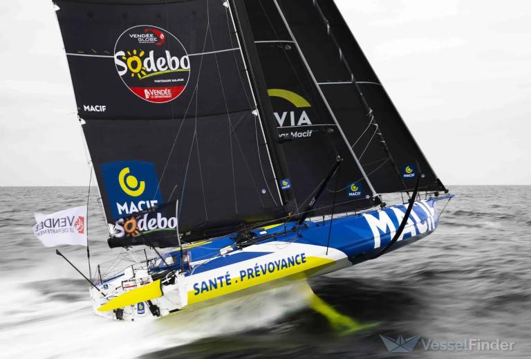 IMOCA MACIF photo