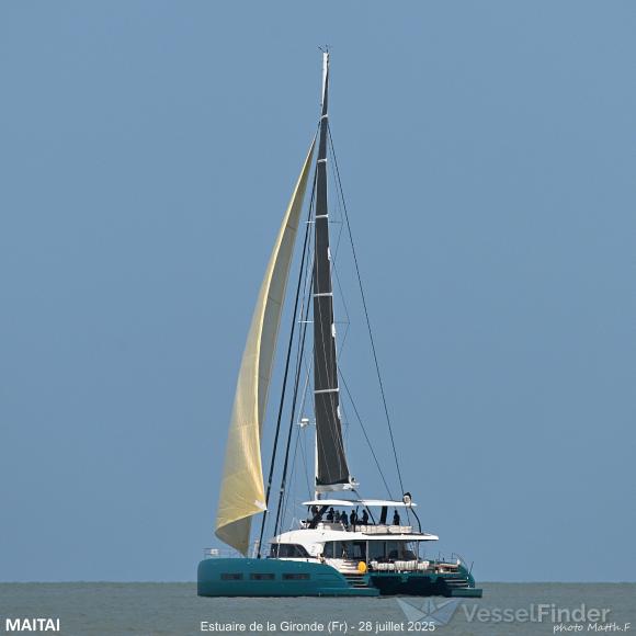 ship photo