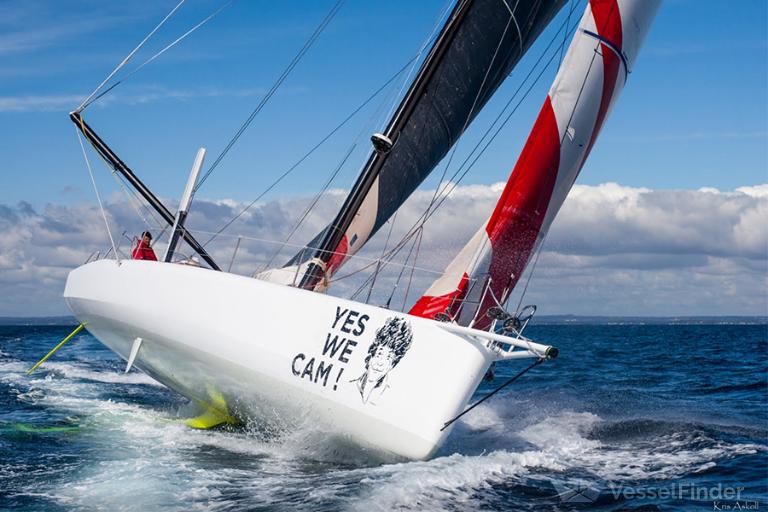 HUBERT SOLO SAILOR photo