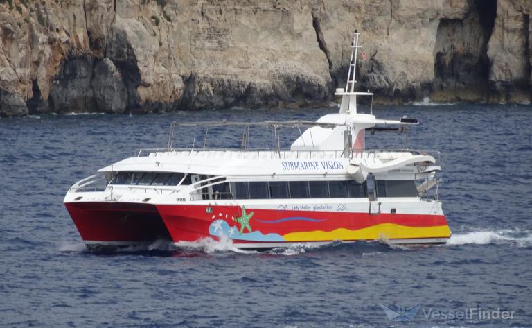 S-25447 LADY SHELLEY photo