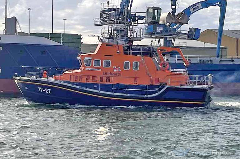 RNLI LIFEBOAT 17-27 photo