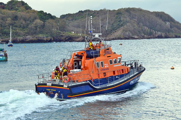RNLI LIFEBOAT 17-28 photo