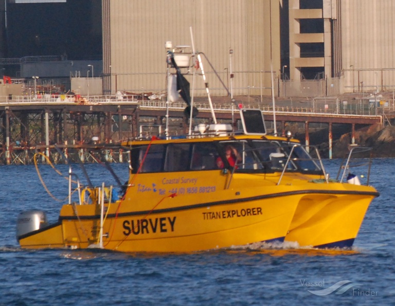 MORAY EXPLORER, Pleasure craft Details and current position MMSI