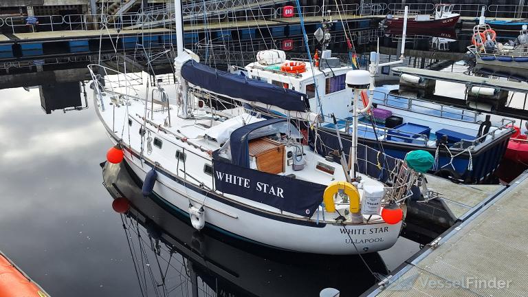 WHITE STAR