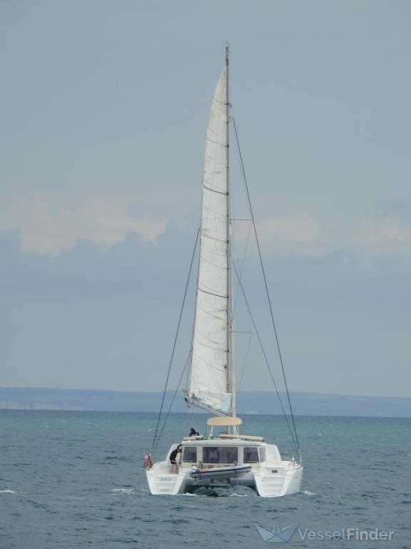 Oracle sailing vessel details and current position mmsi 232031788