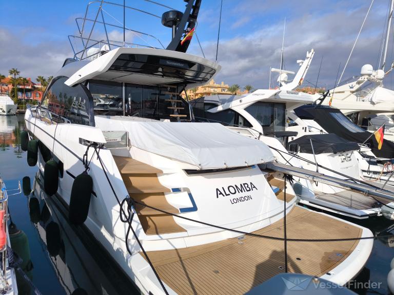 ALOMBA photo