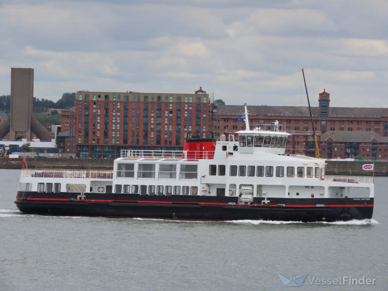 ship photo
