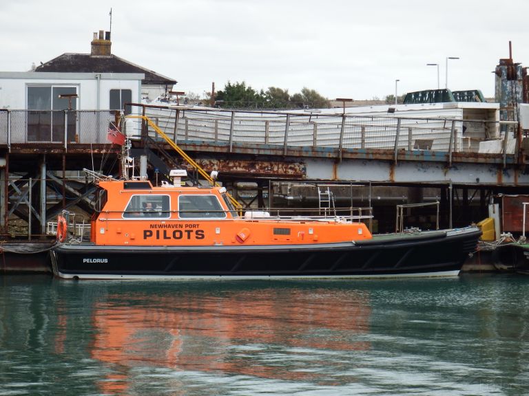 PELORUS, Pilot - Details and current position - MMSI 235002086