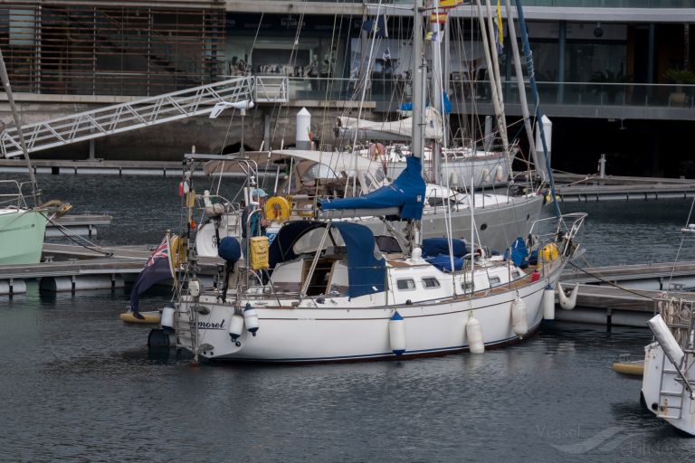 AMORET, Unknown - Details and current position - MMSI 235003279 ...