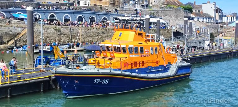 RNLI LIFEBOAT 17-35 photo