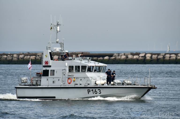 ship photo
