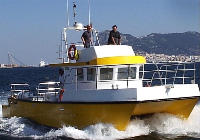 DOLPHIN ADVENTURER photo