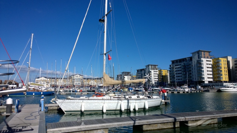 BOBTAIL OF HAMBLE photo