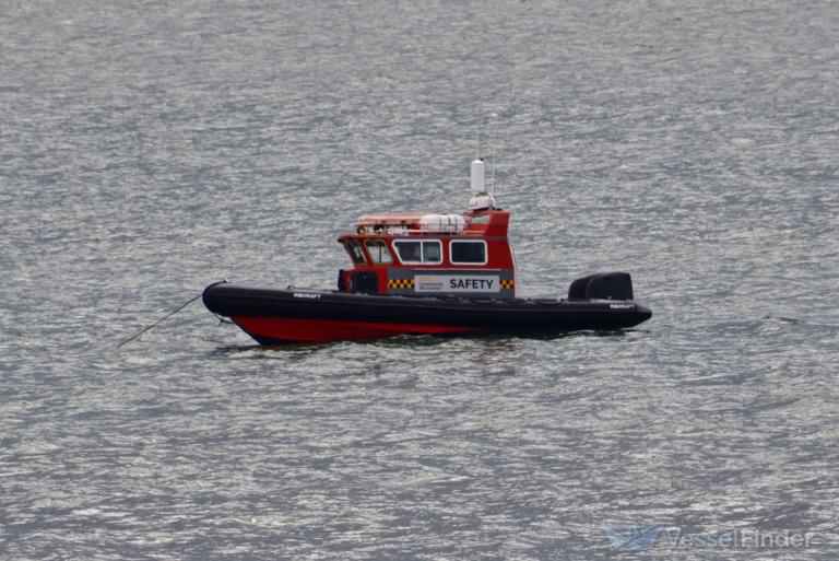 crc-hercules-hsc-details-and-current-position-mmsi-235092911