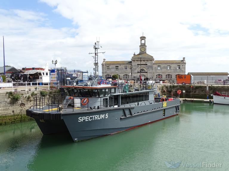ship photo