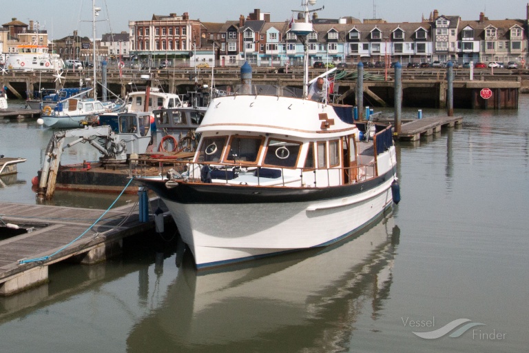 EASTERN HORIZON photo